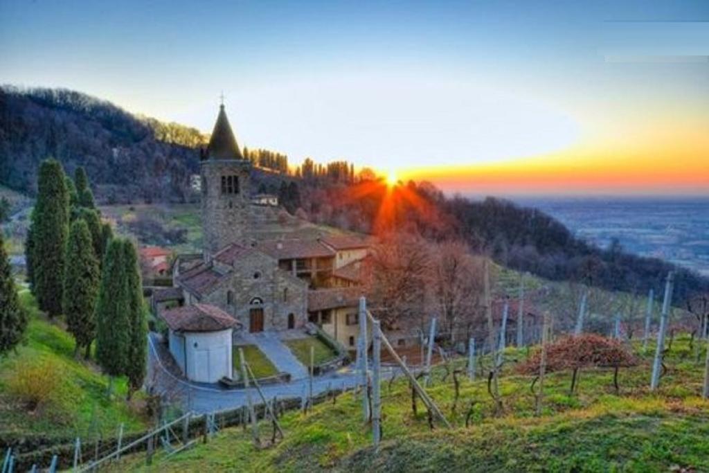 Al Poertec Apartment Sotto il Monte ภายนอก รูปภาพ